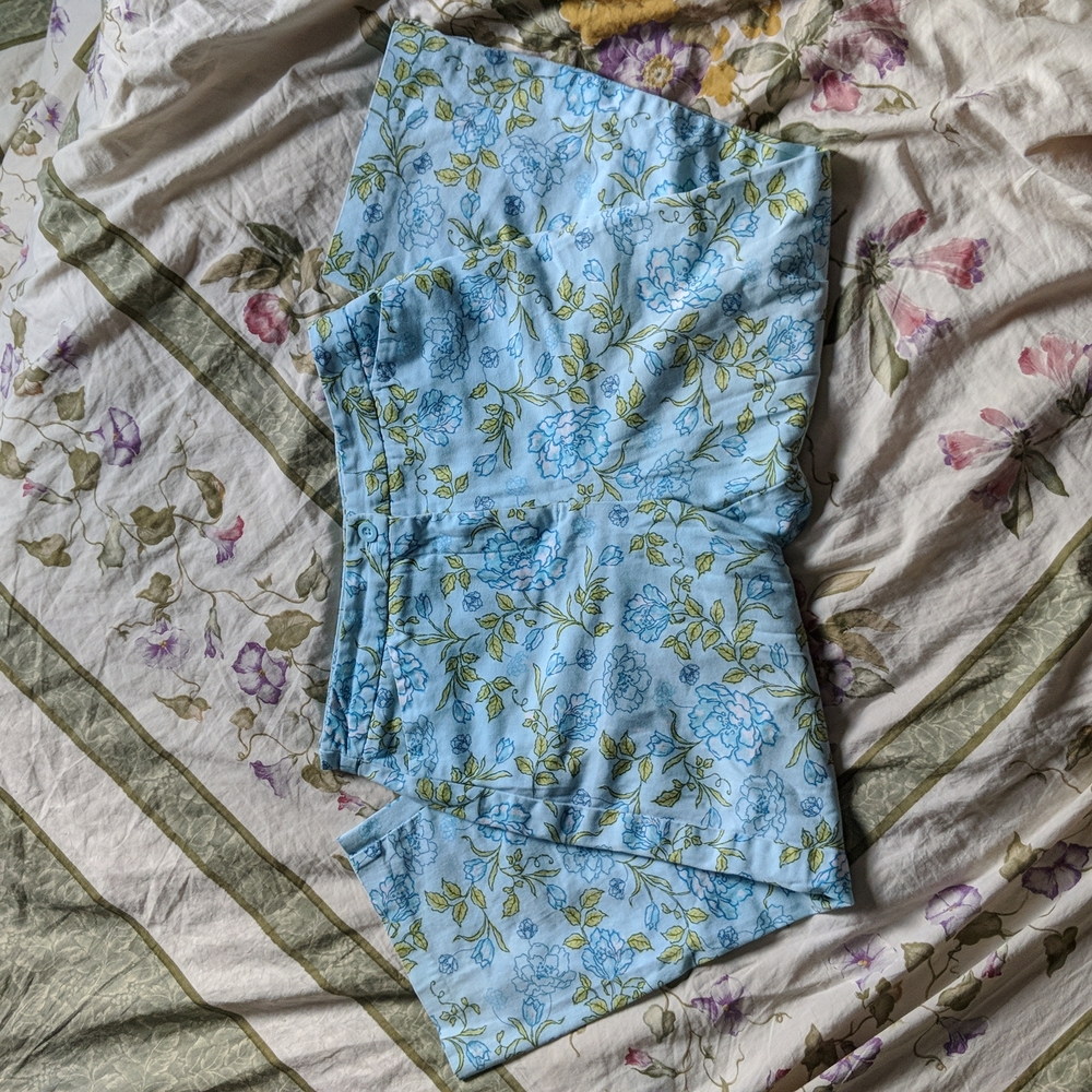 Vintage light blue floral jeans